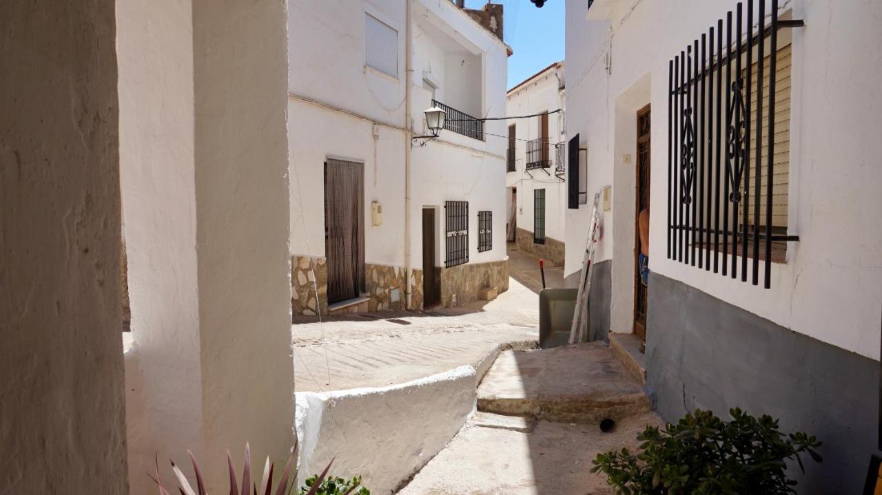 Casa Amigos Sorvilan - La Almendra Dış mekan fotoğraf