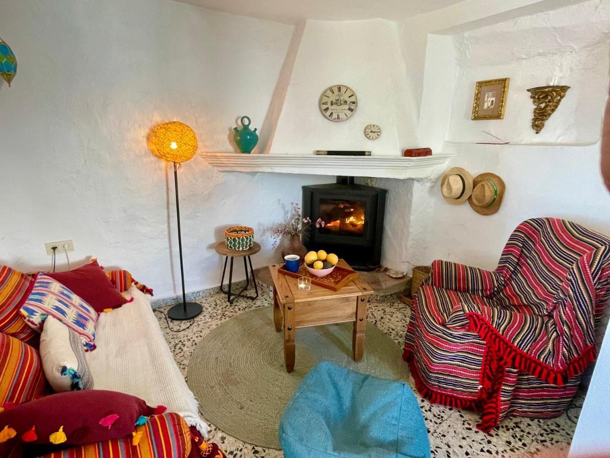 Casa Amigos Sorvilan - La Almendra Dış mekan fotoğraf
